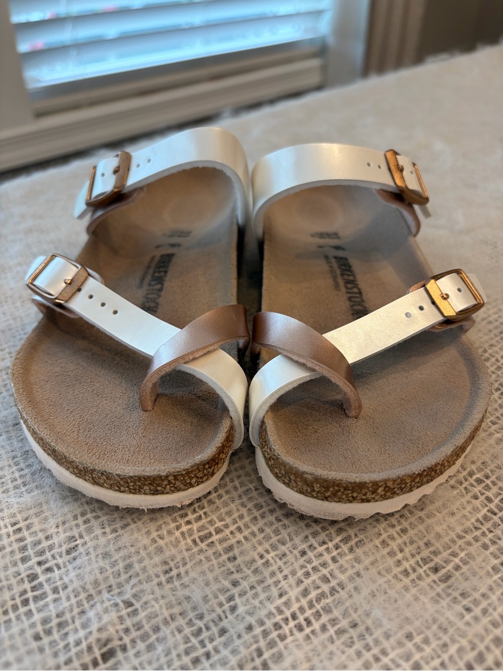 Birkenstock mayari kids sandals  pearl & rose gold EUC - Picture 8 of 16